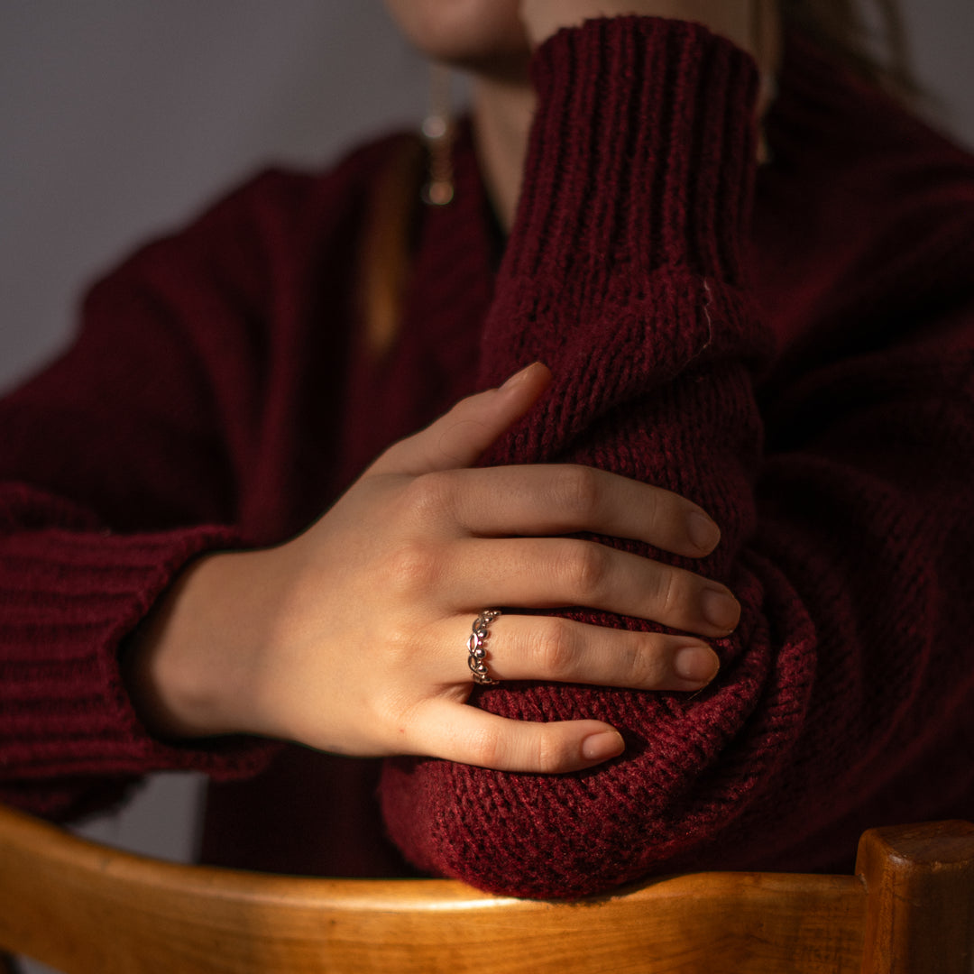 Geschenk ab CHF 100.-:  Ring Fiona (zufällige Farbe)