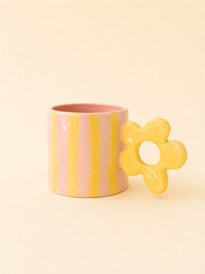 Blumen Mug- Handmade ceramic stripped flower handle 450ml