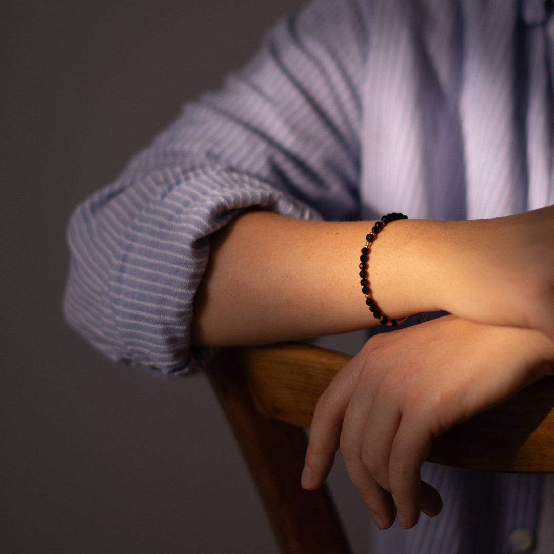 Armband Code Of "Never give up"