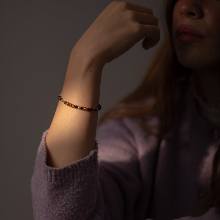 Armband Code Of "Survivor"