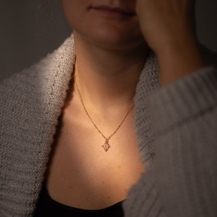 Anhänger Zoey Mondstein