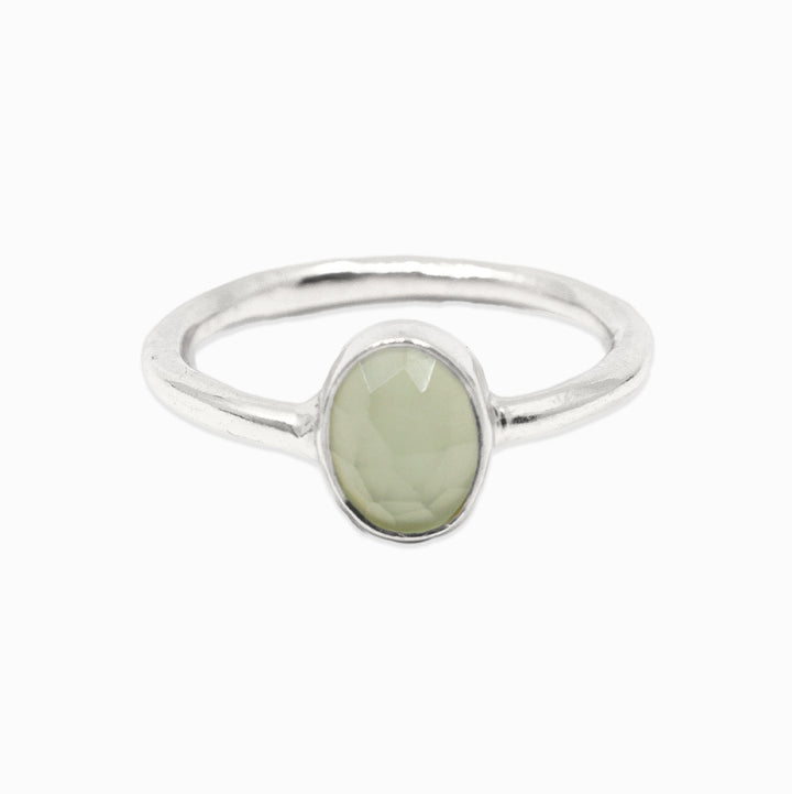 Ring Ina Chalcedon