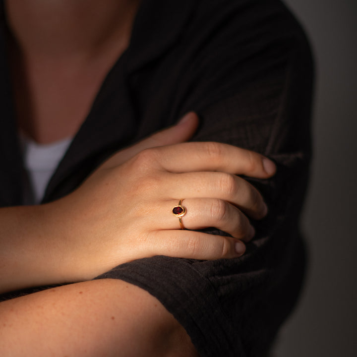 Ring Aiko Granat