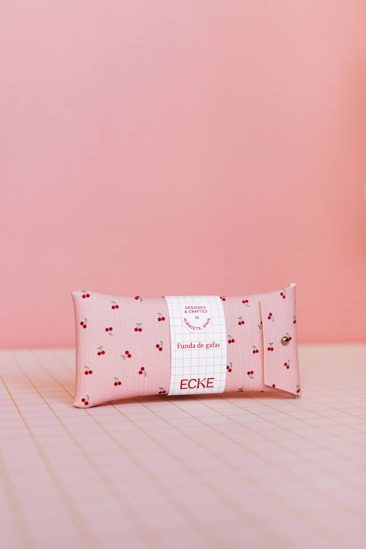 Cerezas Pink Sunglasses & Glasses Case