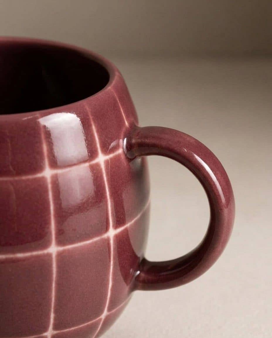 Pool Stoneware Mug 250ml Burgundy