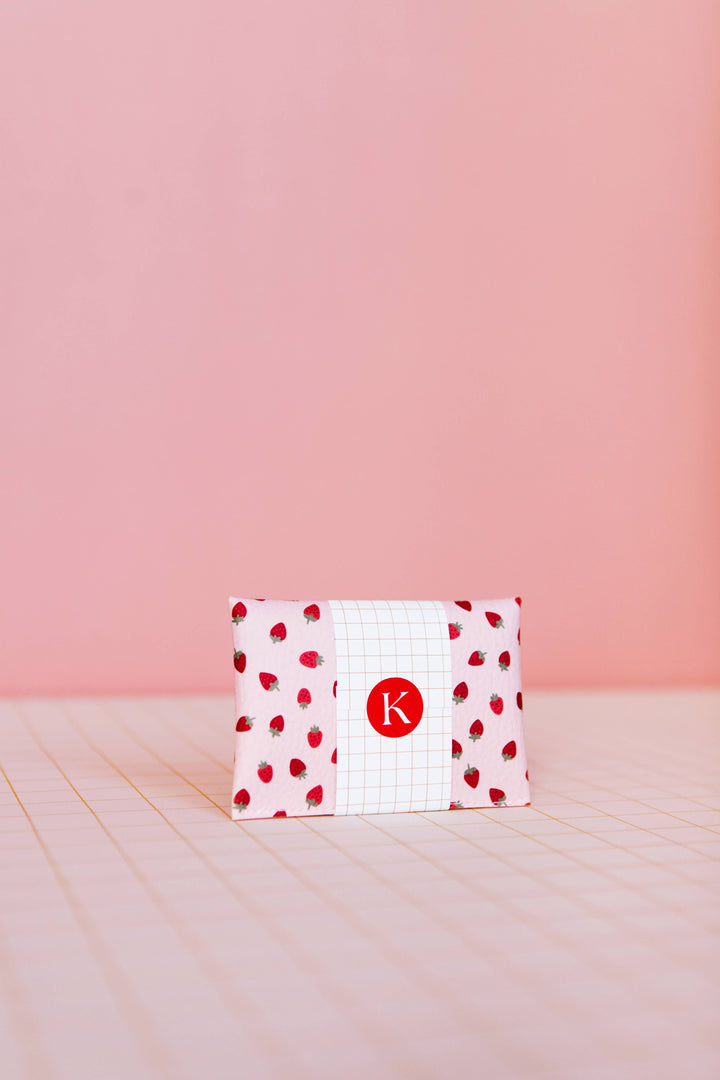 Fresas Pink Card Wallets