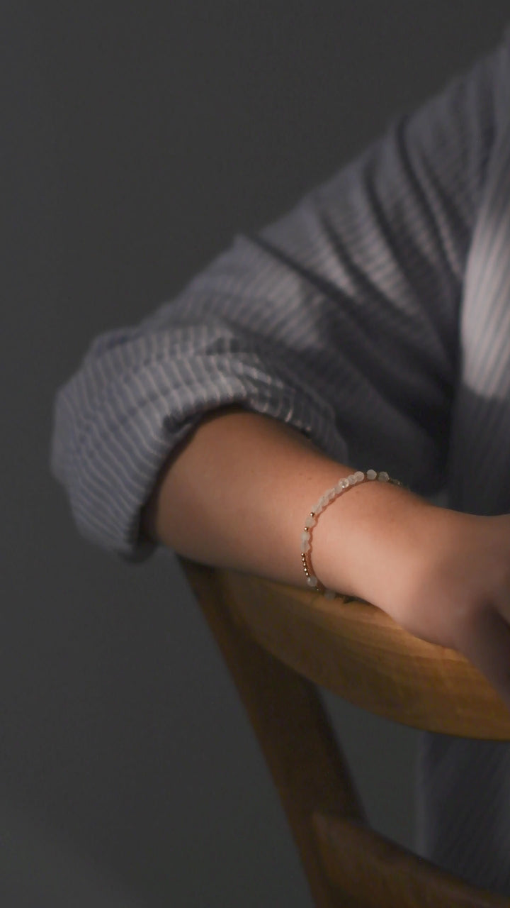 Armband Code Of "Follow your heart"