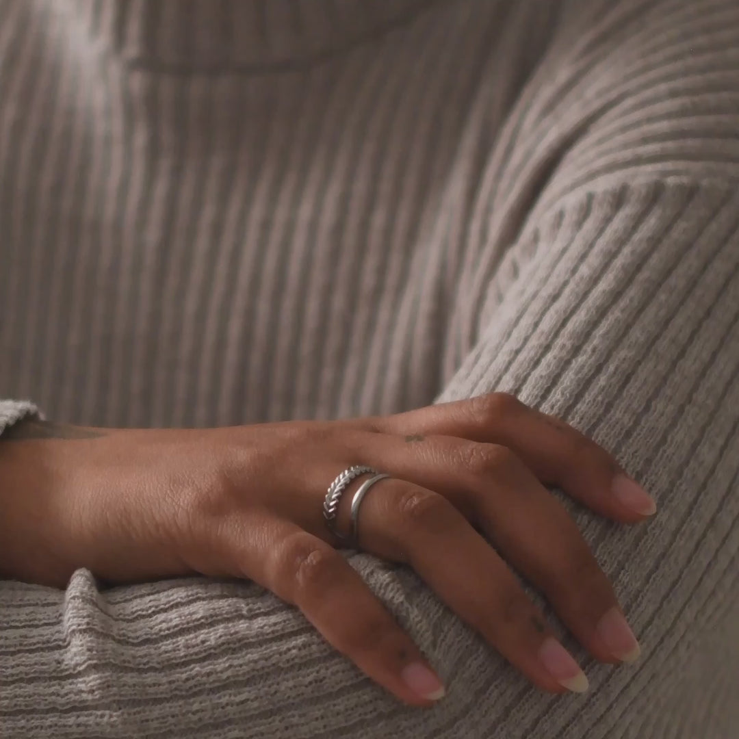 Ring Nelia
