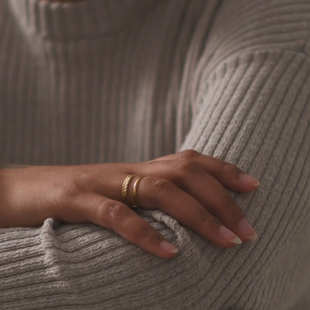 Ring Nelia