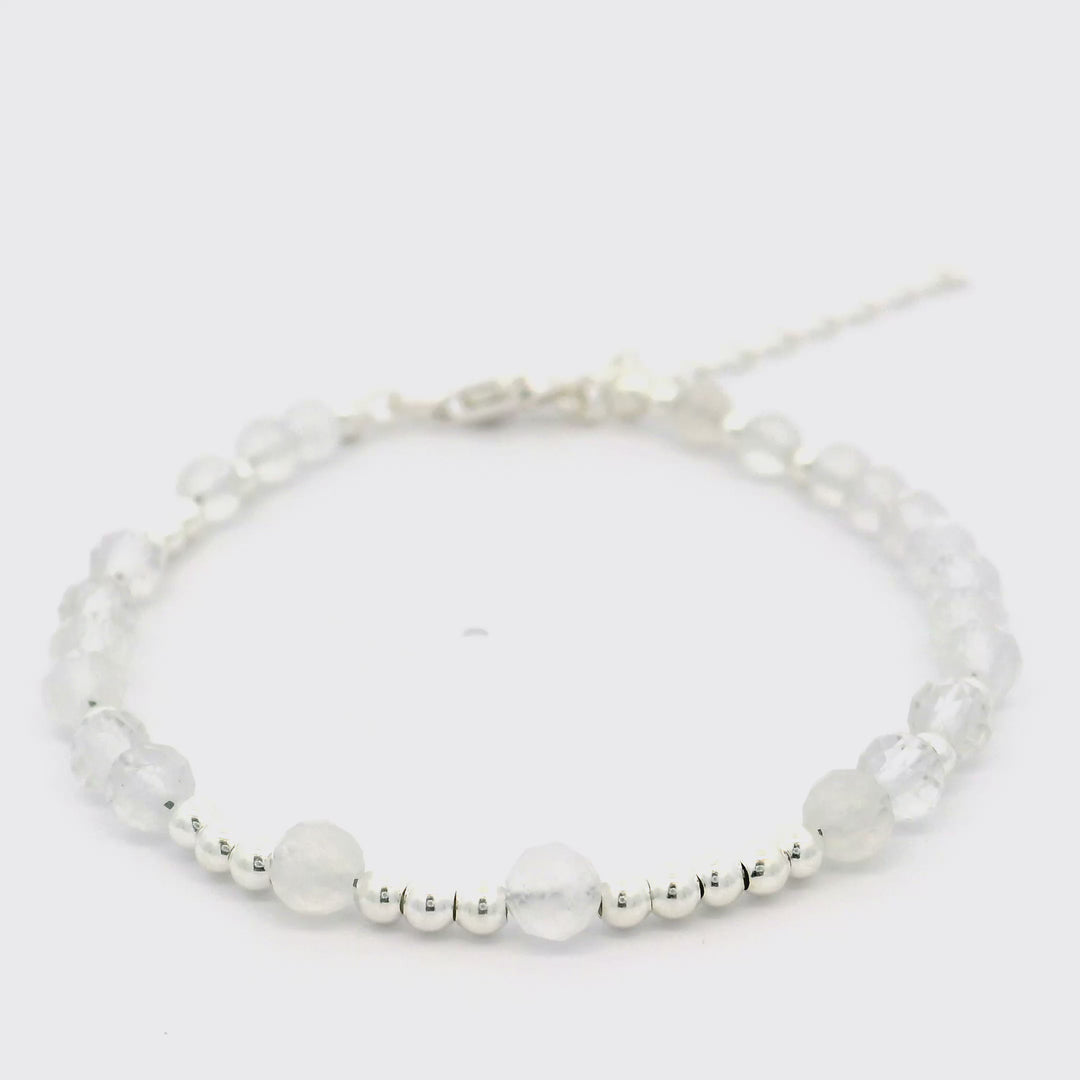 Armband Code Of "Follow your heart"