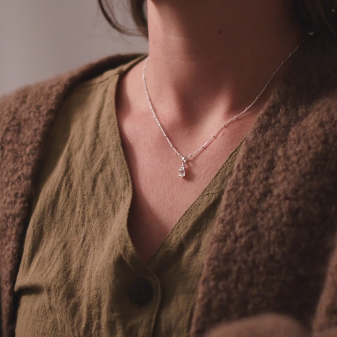 Halskette Birthstone April – Weisser Topas